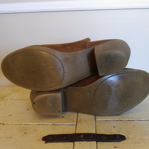 Vegan Suede Ankle Bootie - Picture 5 of 6